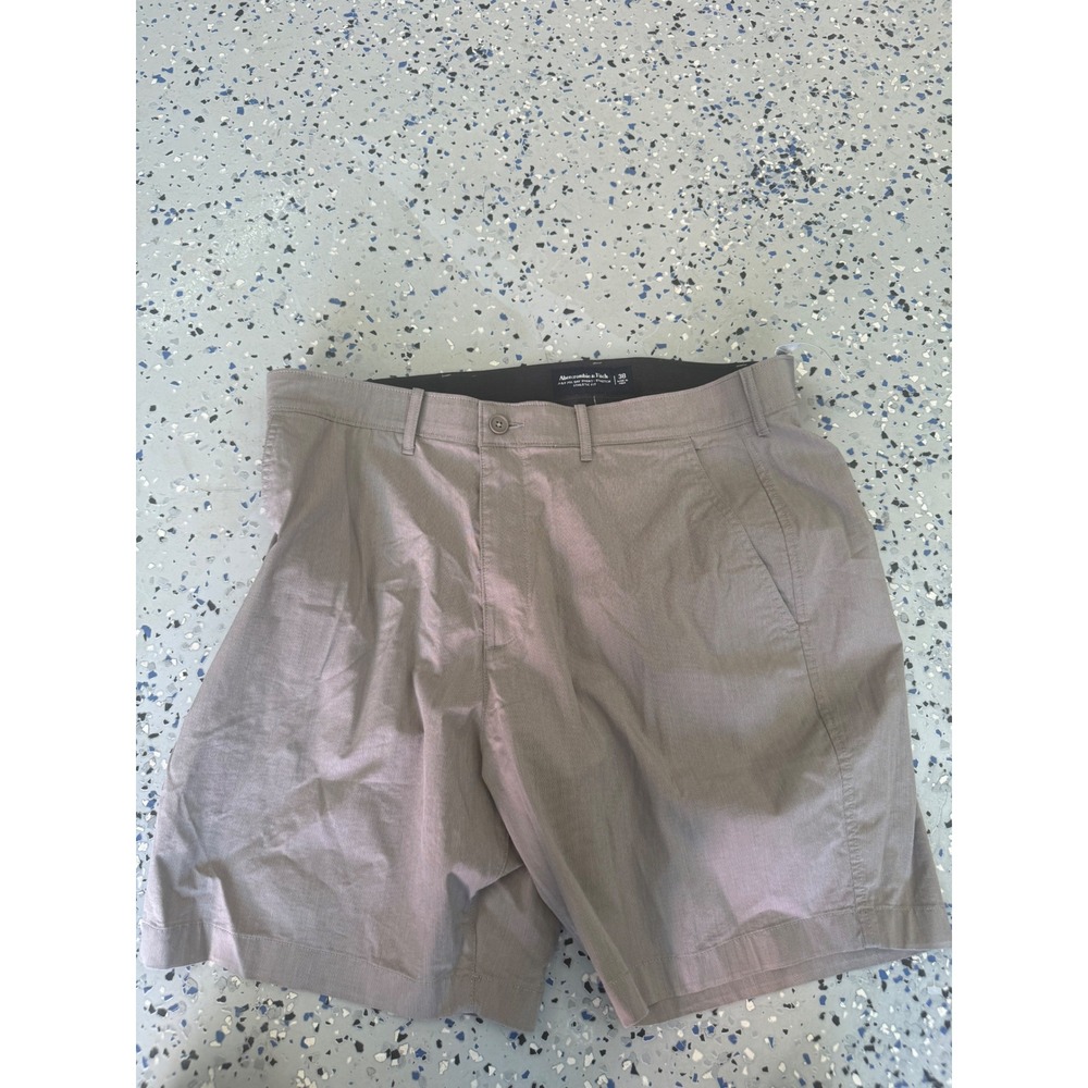 Abercrombie & Fitch Mens Gray Athletic Fit 7" All Day Plainfront‎ Shorts 38